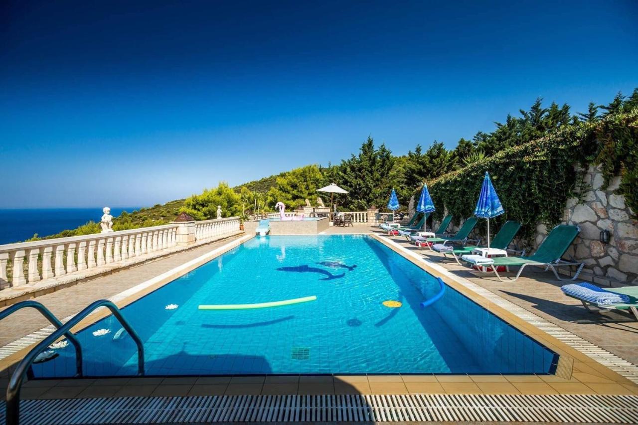 Keri Me Away - Argo'S Summer Poolside Retreats Exterior foto